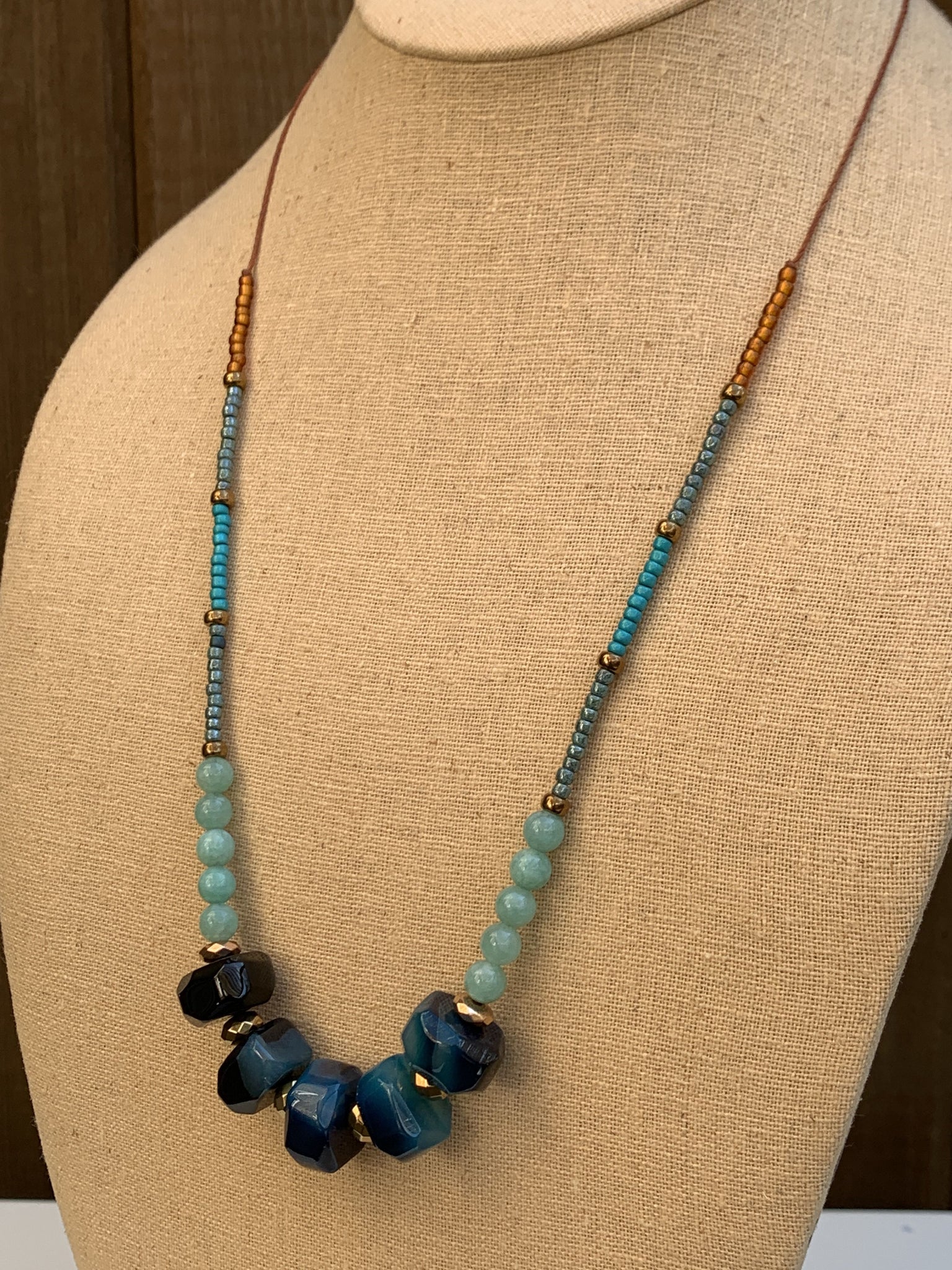 Waxed cord necklace - Deep Blue Faceted Agates